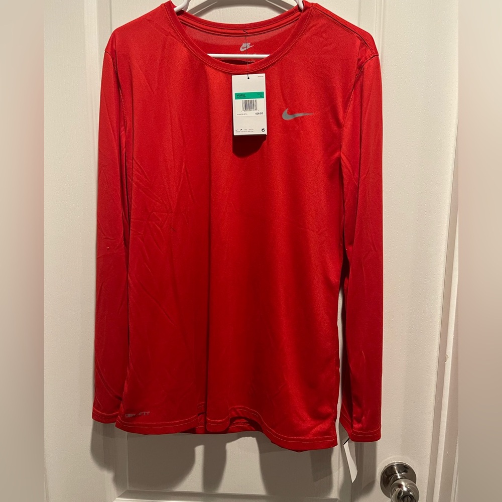 Nike women’s Crimson Long Sleeve Tee